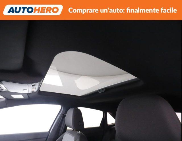 VOLKSWAGEN Taigo 1.0 TSI 110 CV DSG R-Line