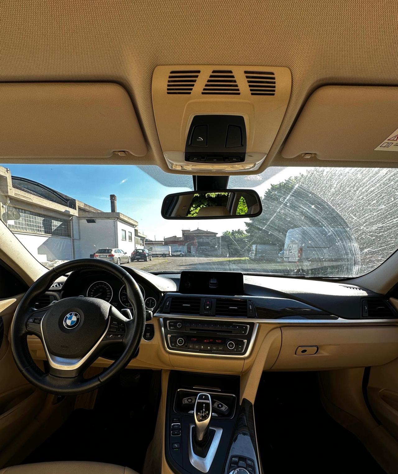 Bmw 320 320d xDrive Touring Msport