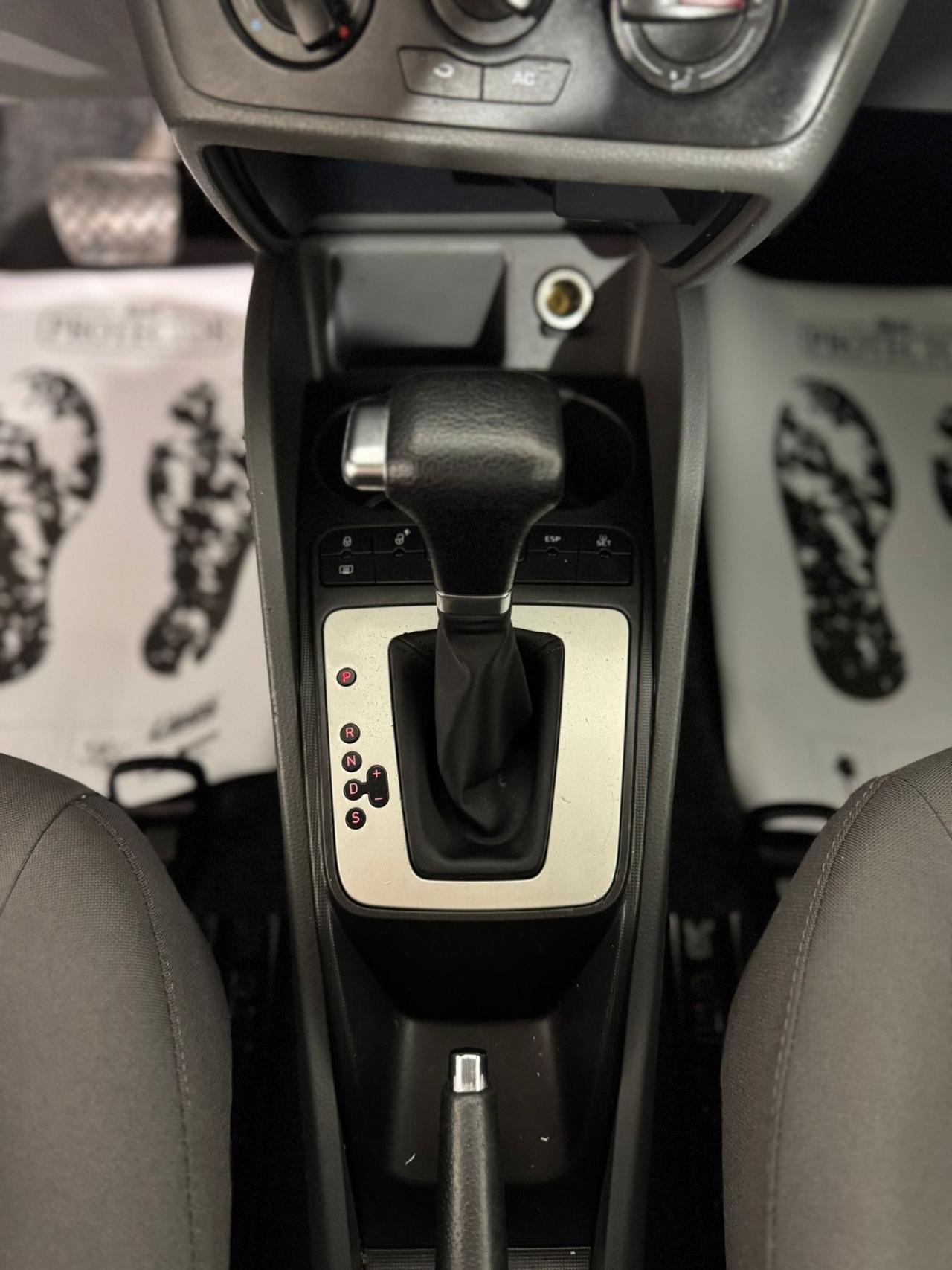 Seat Ibiza DSG . Style TETTO APRIBILE