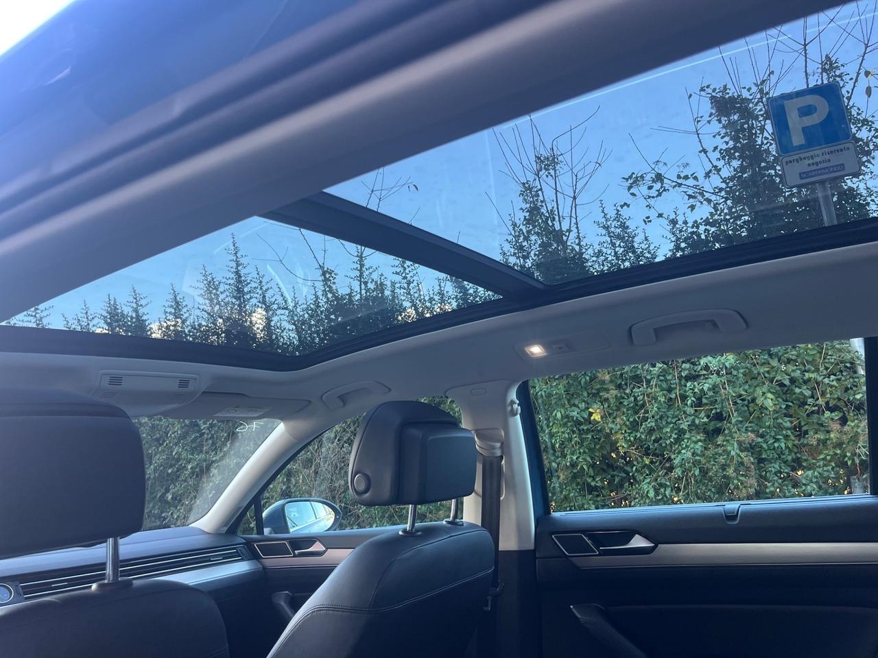 Volkswagen Passat Variant 2.0 TDI 4MOTION Executive BMT