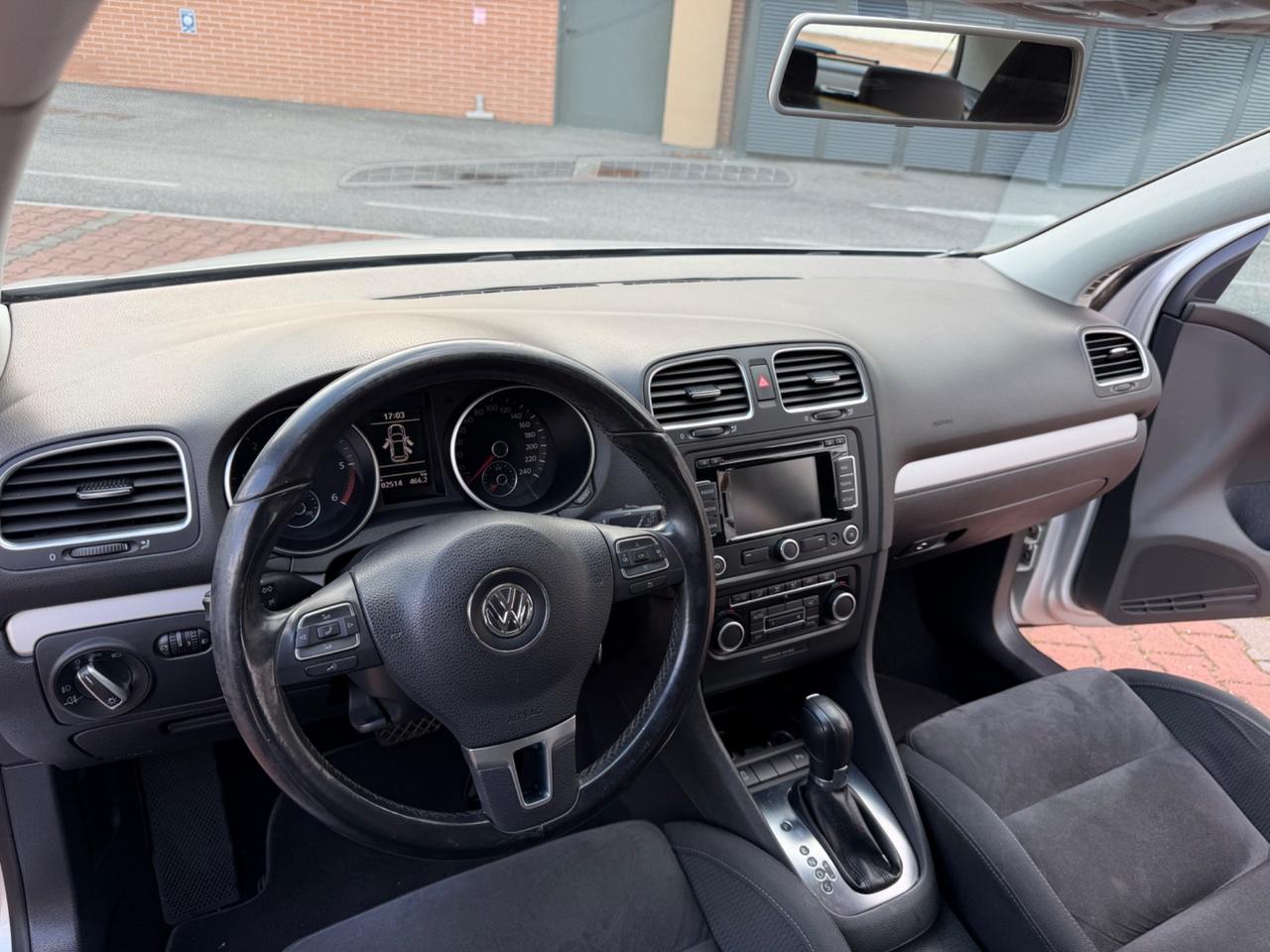 Volkswagen Golf VI 1.6 TDI DSG Highline
