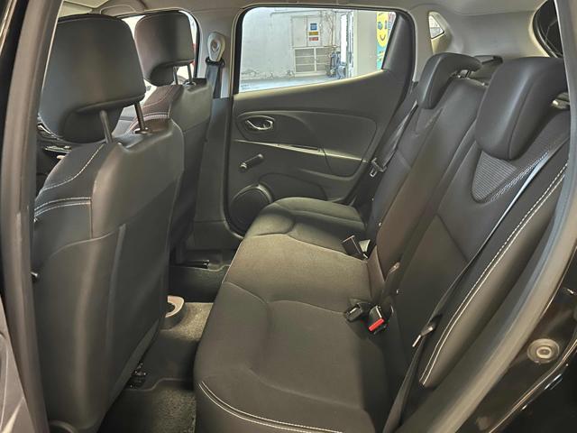 RENAULT Clio 1.2 75CV 5 porte Costume National