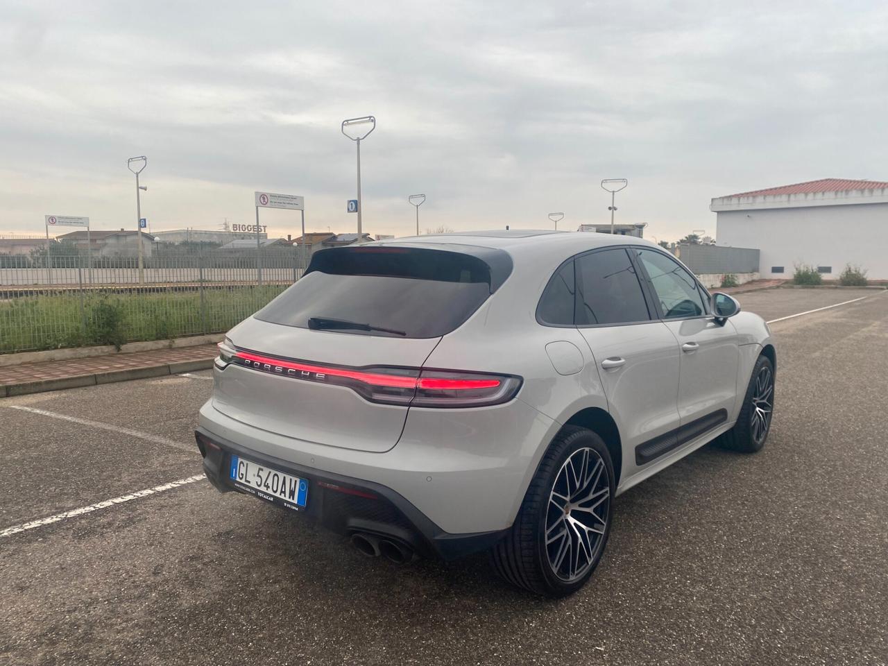 Porsche Macan 2.0 III da 265 CV,