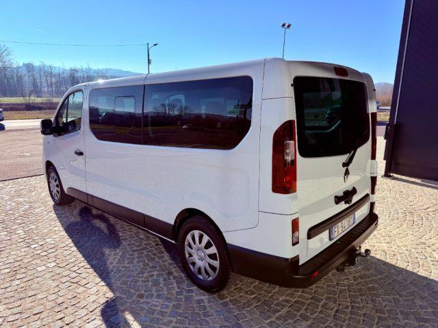 RENAULT Trafic 9 POSTI - KM 89.000 - GANCIO TRAINO - IVA COMPRESA