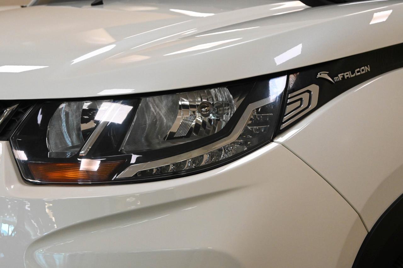 MAHINDRA KUV100 KUV100 1.2 VVT K8