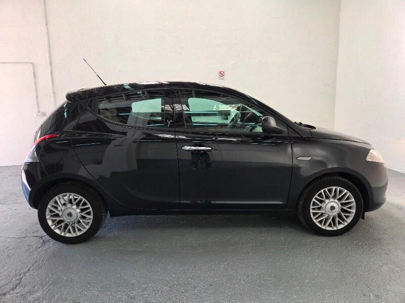 LANCIA Ypsilon 3ª serie Ypsilon 1.2 69 CV 5 po...