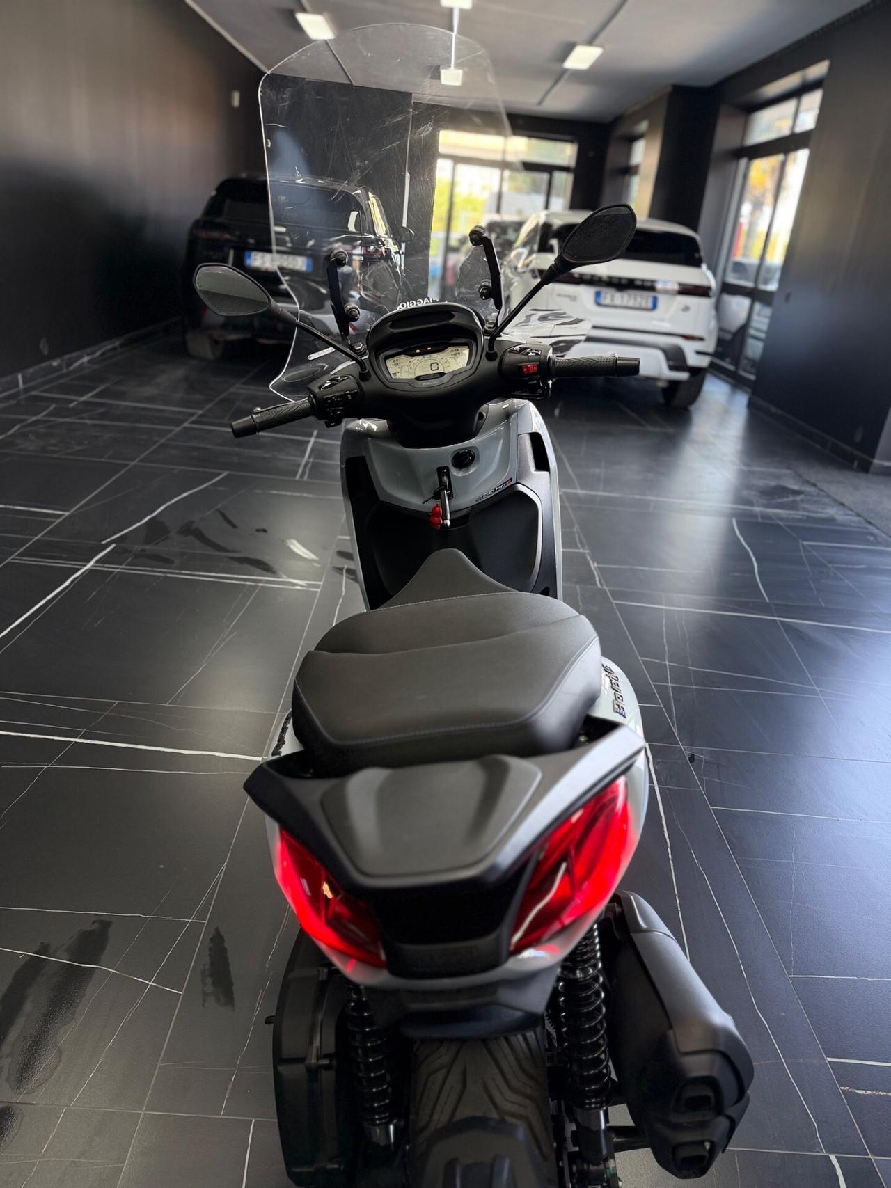 Piaggio Beverly 400 S