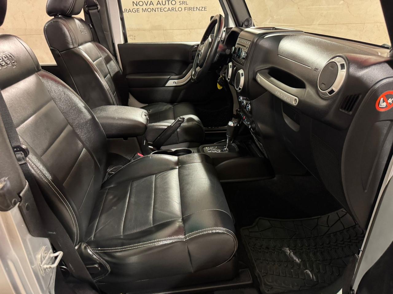 Jeep Wrangler 2.8 CRD DPF Sahara Auto