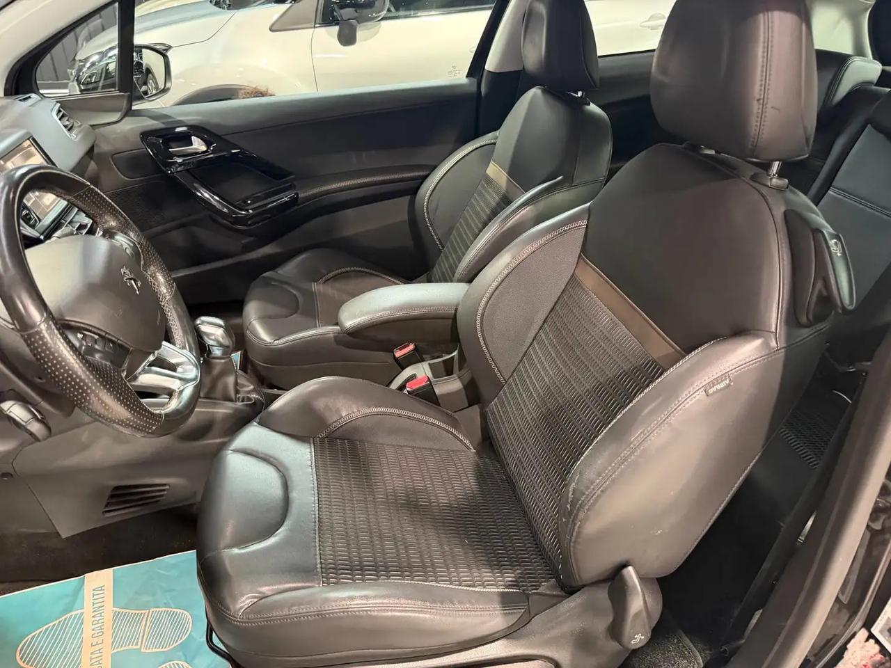 Peugeot 208 5p 1.2 vti 12v Access