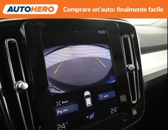VOLVO XC40 D4 AWD Geartronic Momentum