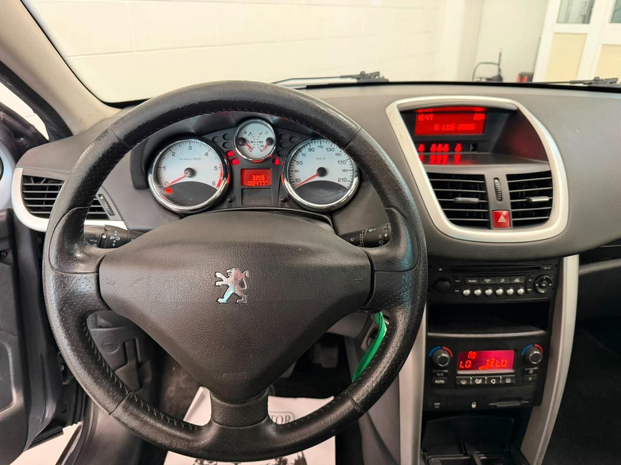Peugeot 207 1.6 HDi 90CV 5p. XS
