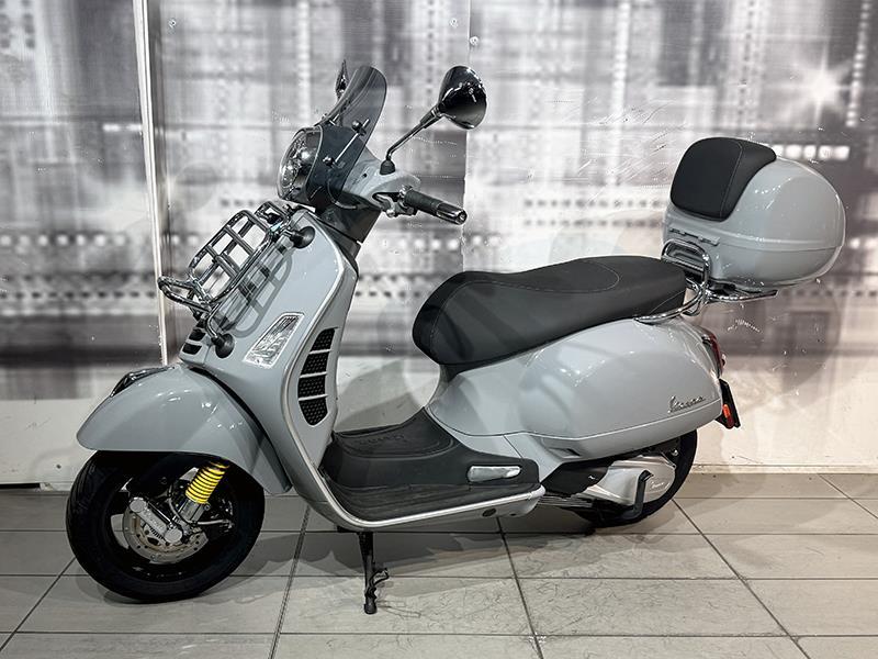 Piaggio Vespa GTS 300 SuperTech HPE Abs