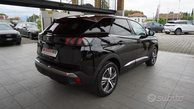 PEUGEOT 3008 BlueHDi 130 S&S EAT8 Allure Pack