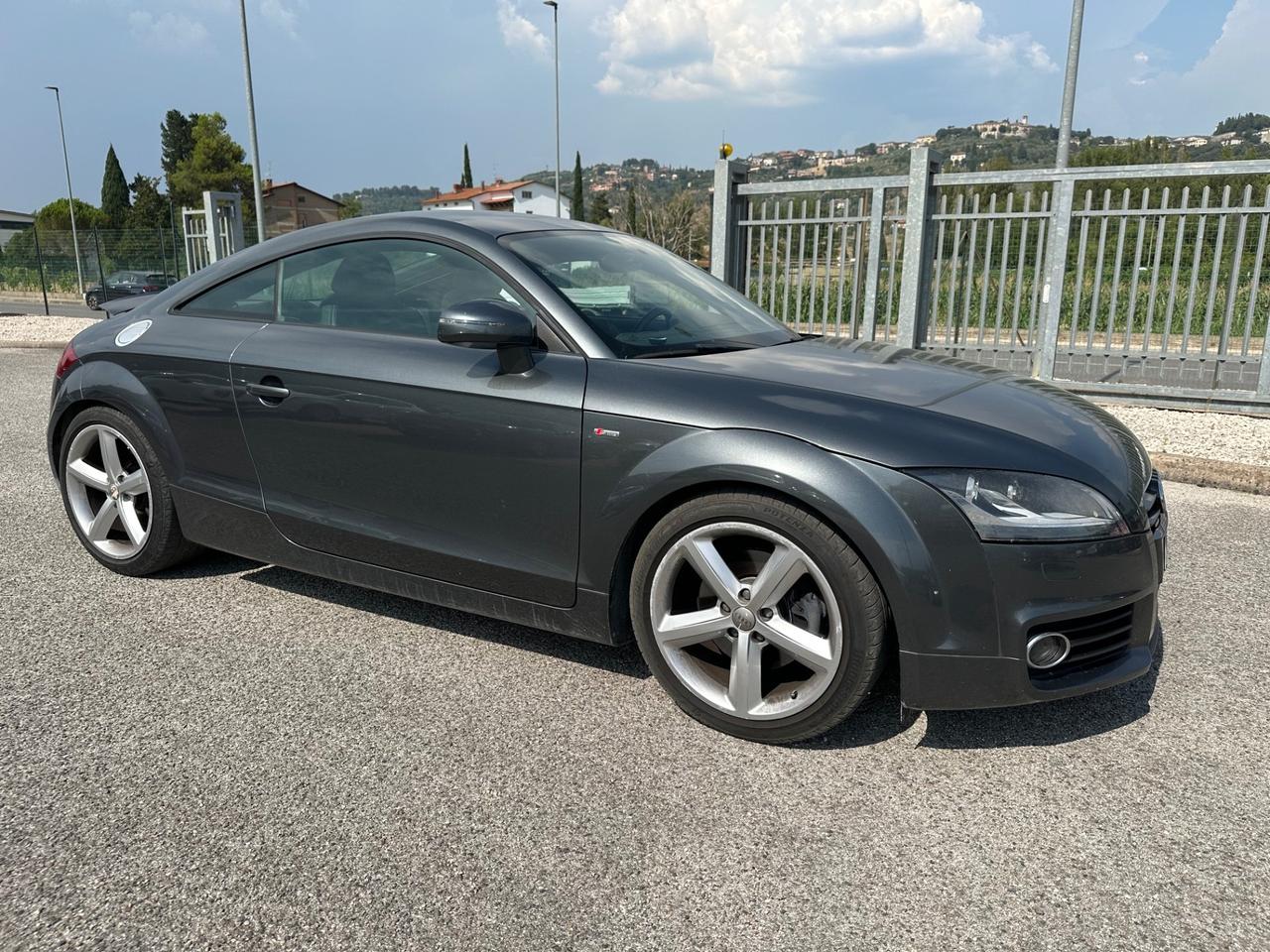 Audi TT Coupé 2.0 TDI ultra S line