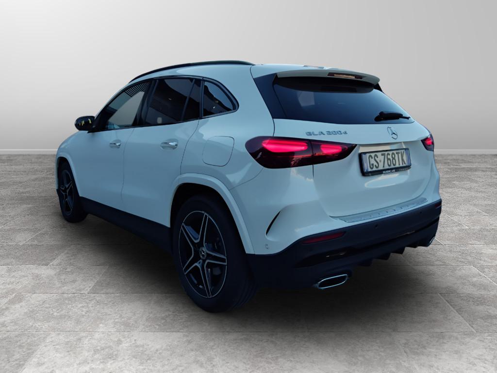 Mercedes-Benz GLA-H247 2023 - GLA 200 d AMG Line Advanced Plus auto