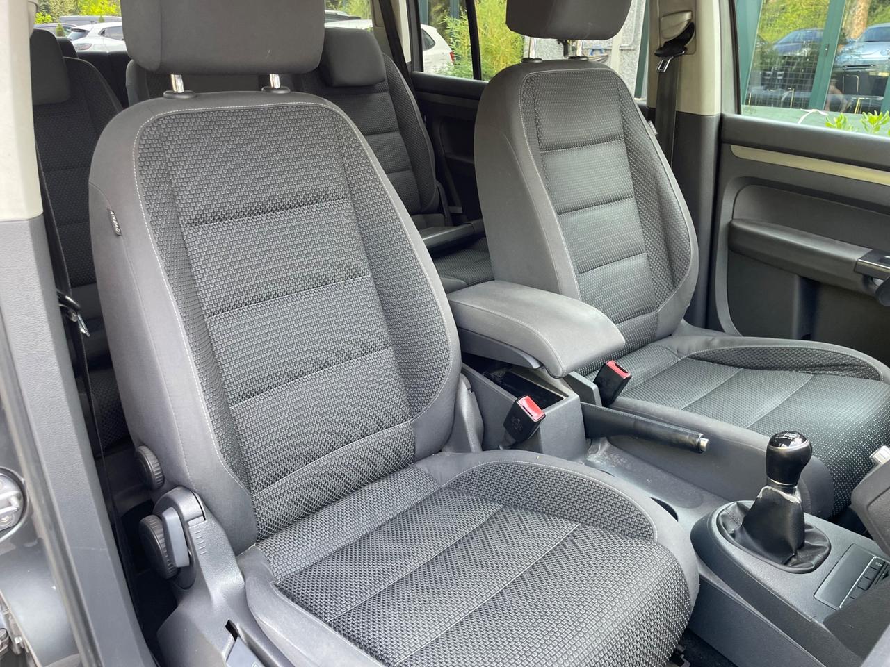 Volkswagen Touran Business 1.6 TDI Comfortline* 7 POSTI *