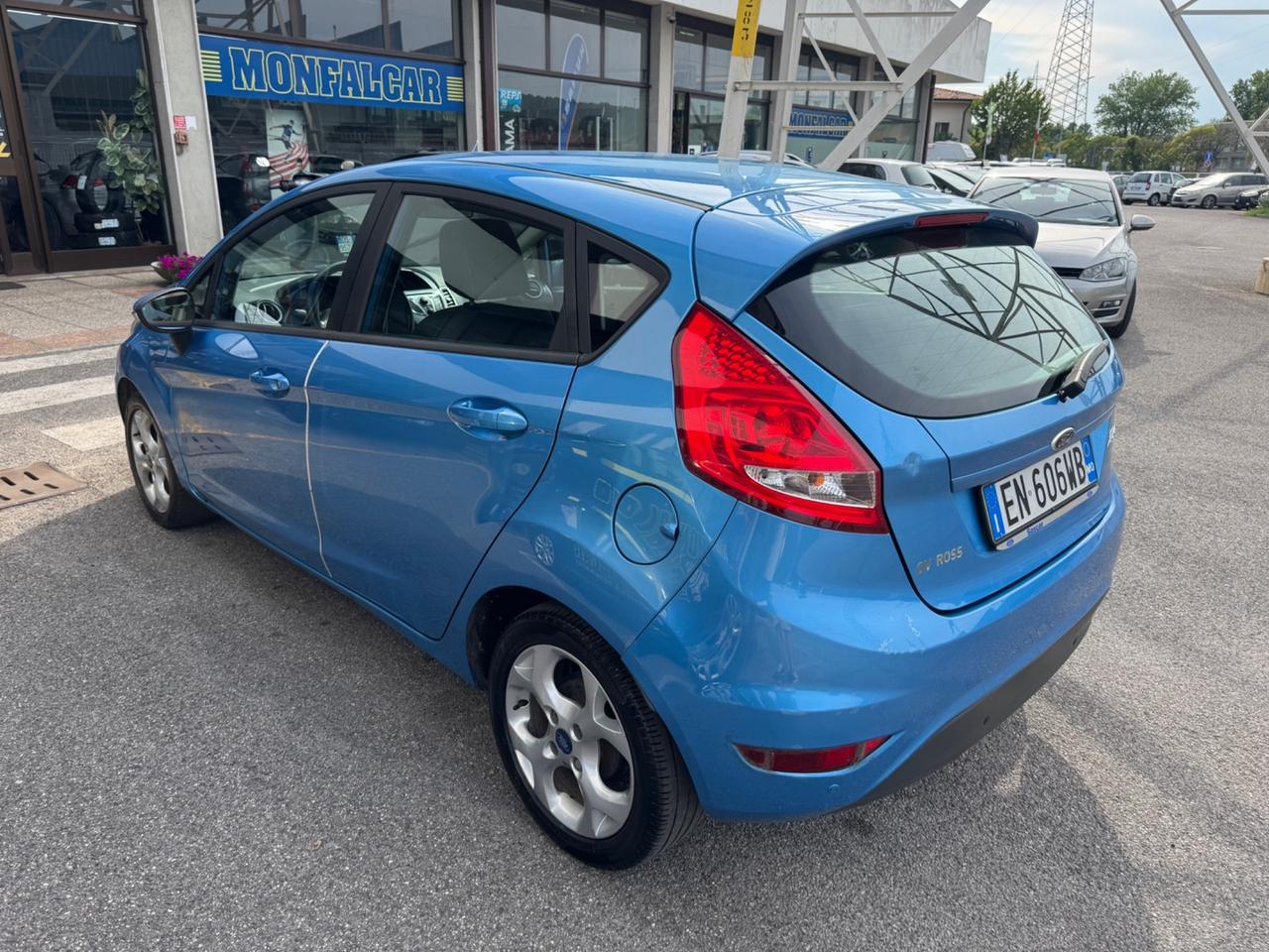 Ford Fiesta 1.4 TDCi 70CV 5 porte 2012