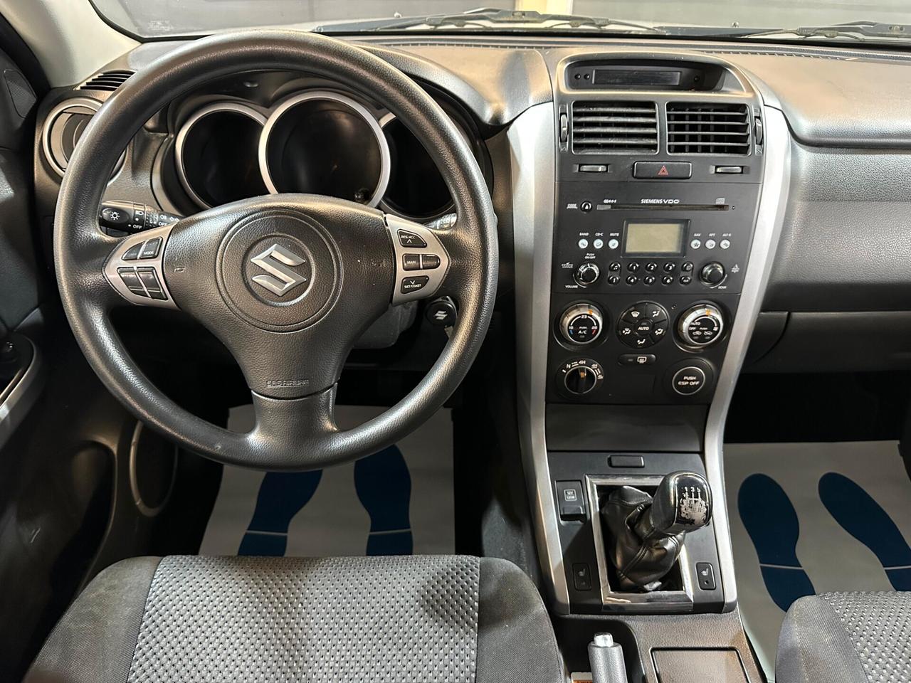 Suzuki Grand Vitara 5p 1.9 ddis - NEOPATENTATI - OPERATORI DEL SETTORE