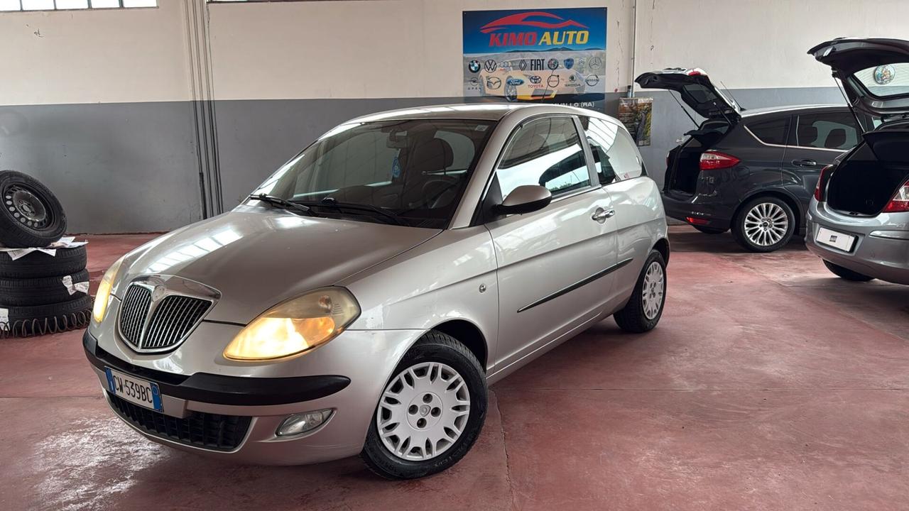 Lancia Ypsilon 1.2 Argento