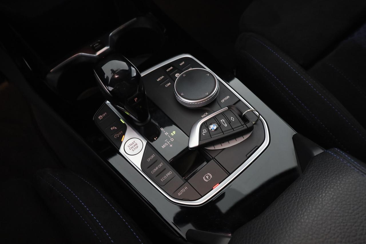 BMW Serie 1 (F40) 118d 5p. Msport