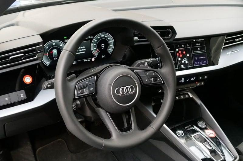 Audi A3 A3 SPB 35 TDI S tronic S line edition Led 17" Camera