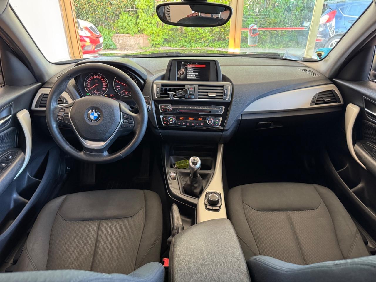 Bmw 116 116d 5p. Business