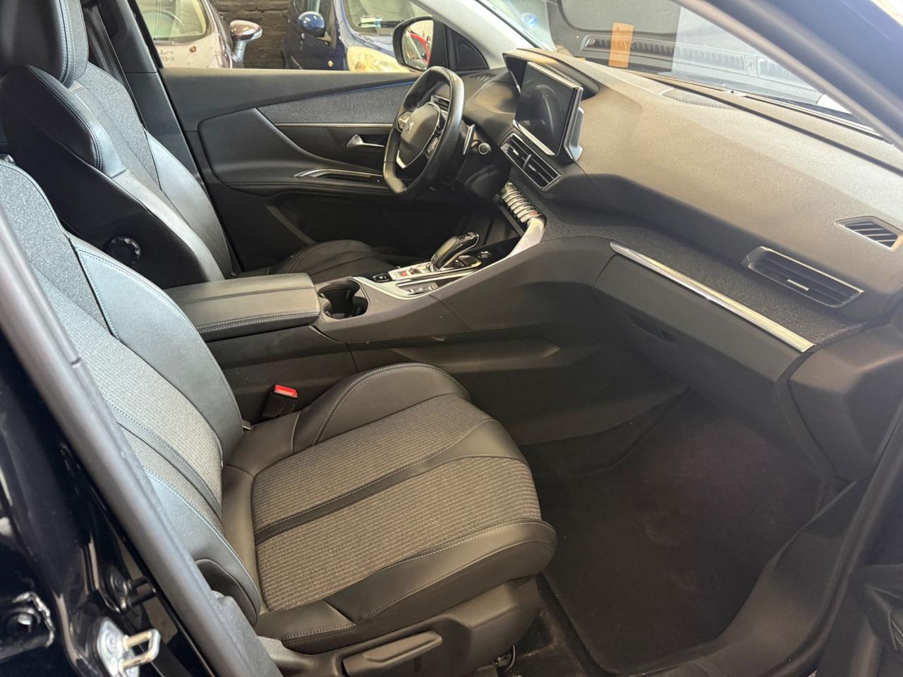 Peugeot 3008 BlueHDi 130 S&S EAT8 GT