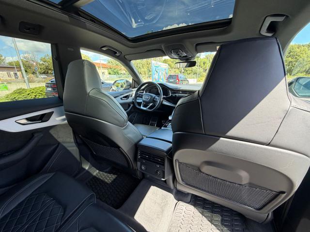 AUDI SQ8 TDI quattro tiptronic