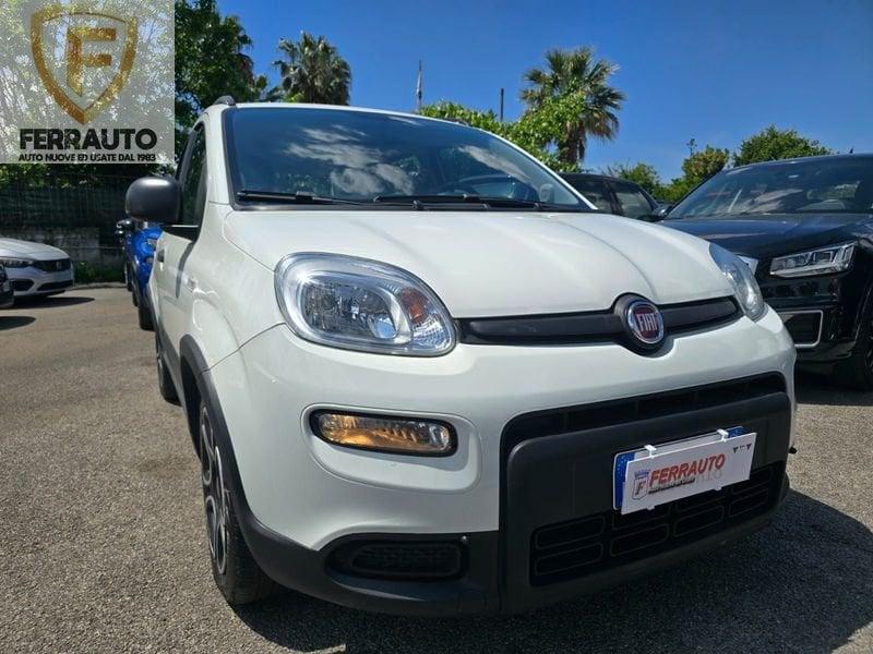FIAT Panda 1.0 FireFly S&S Hybrid City Cross