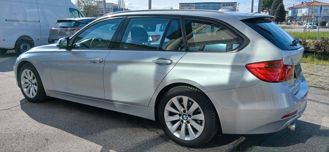 Bmw 318d Touring Modern