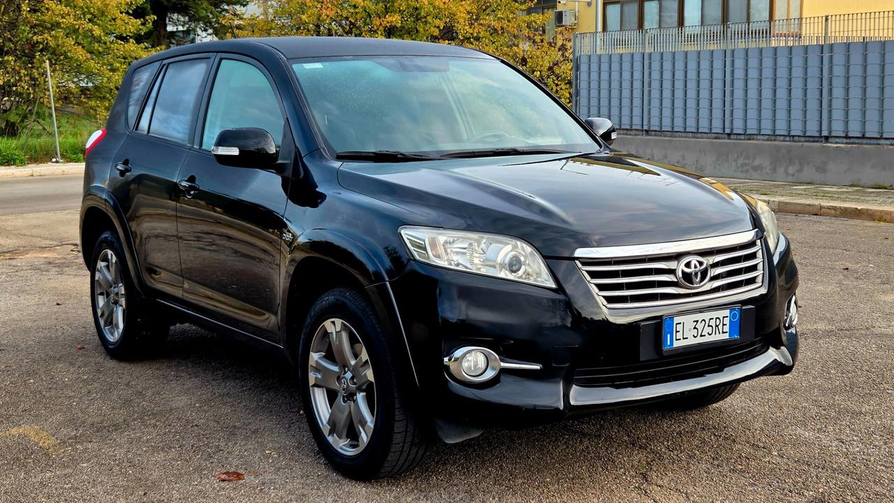 Toyota RAV 4 D-Cat 4x4 Automatico