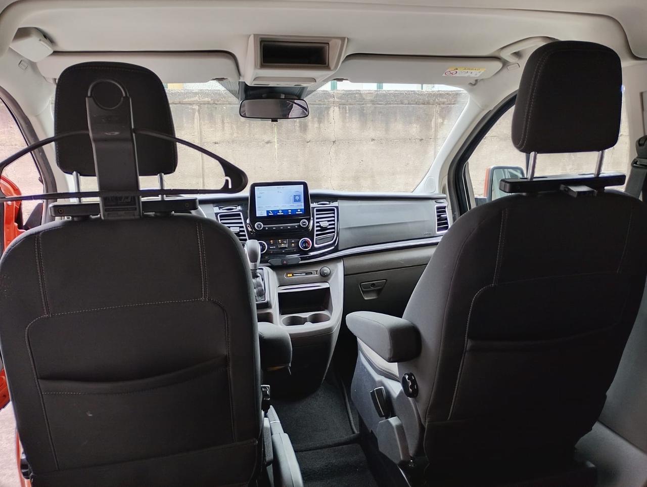 Ford Tourneo Custom 320 2.0 EcoBlue 170CV aut. Titanium