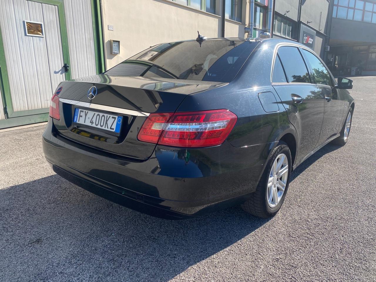 Mercedes-benz E 200 220 CDI BlueEFFICIENCY Executive