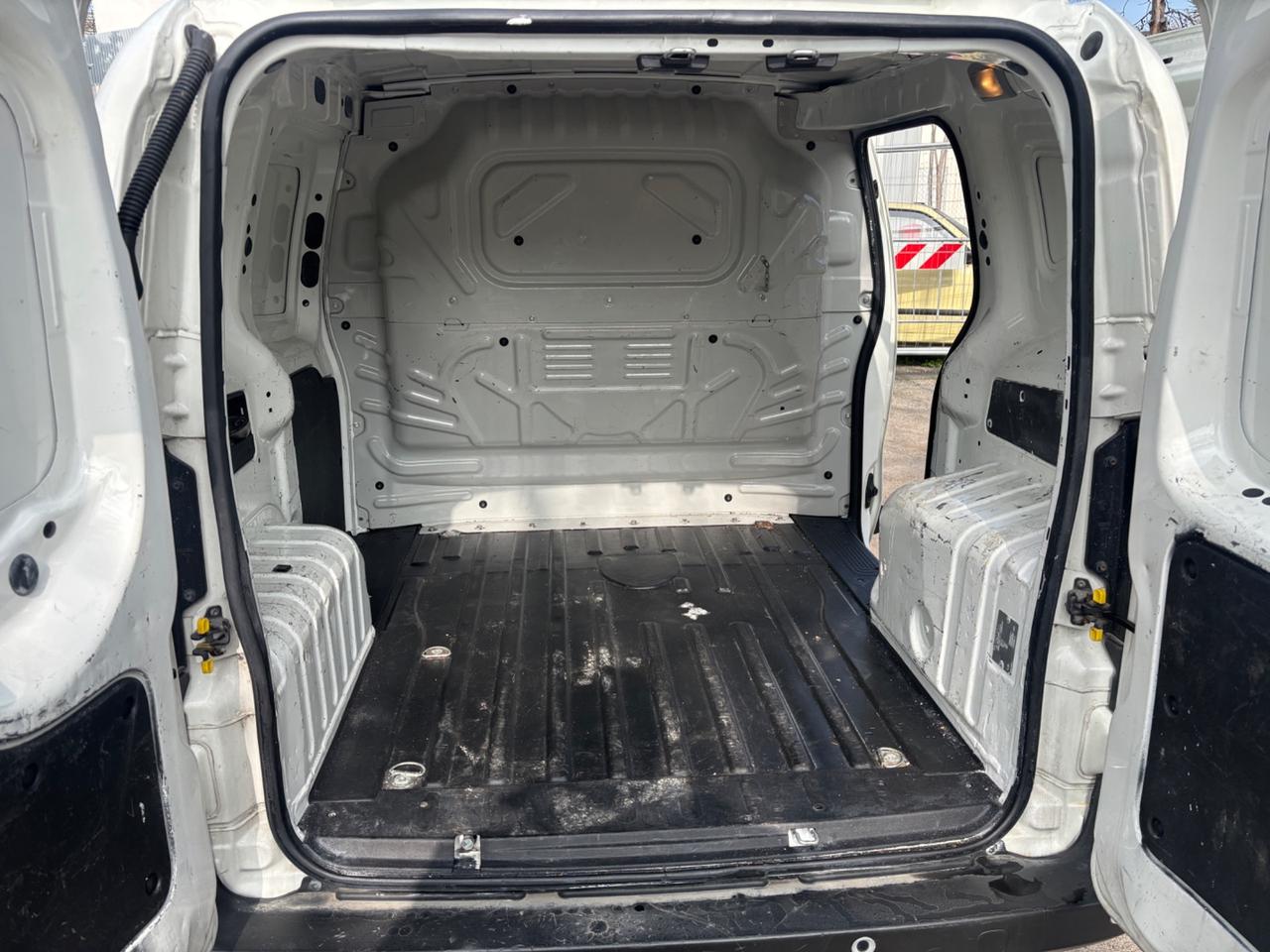 Fiat Fiorino 1.3 MJT 80CV Cargo SX