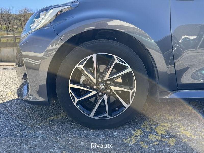 Toyota Yaris Hybrid Trend MY22