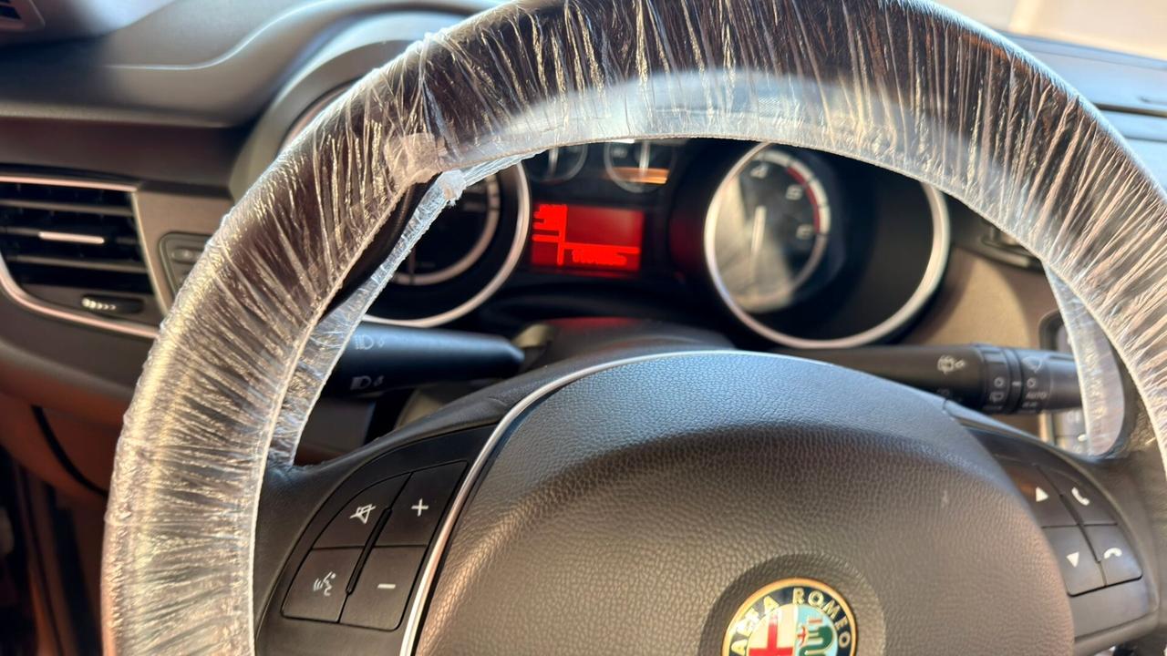 Alfa Romeo Giulietta 1.6 JTDm-2 105 CV Distinctive
