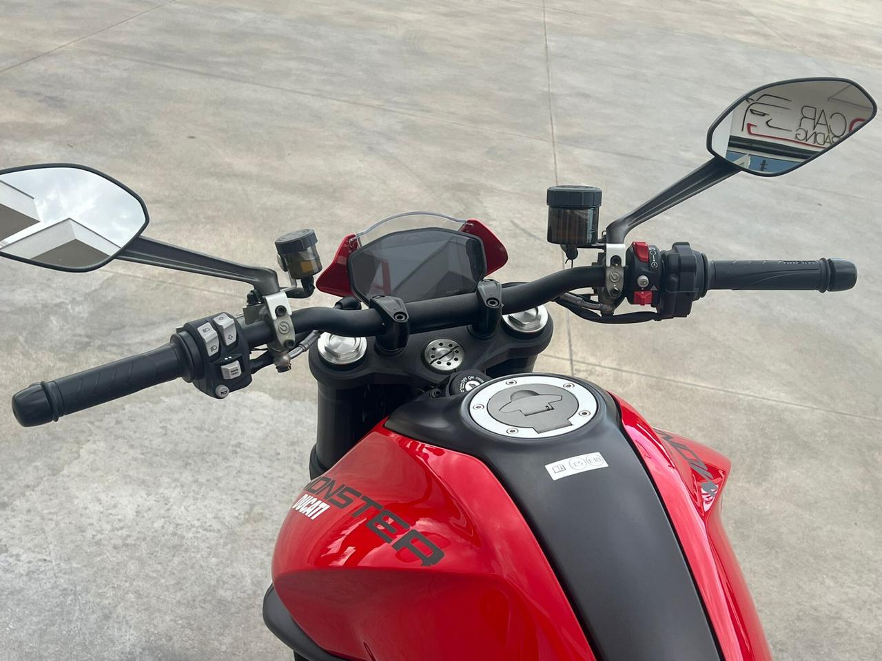 Ducati Monster 937 Plus