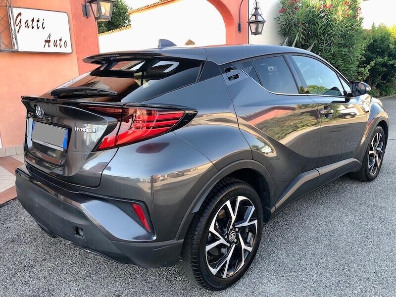 Toyota C-HR 1.8 Hybrid E-CVT Trend 20500 KM