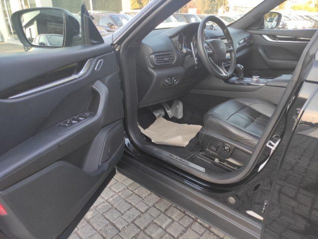 MASERATI Levante V6 Diesel 275 CV AWD Nerissimo Edition