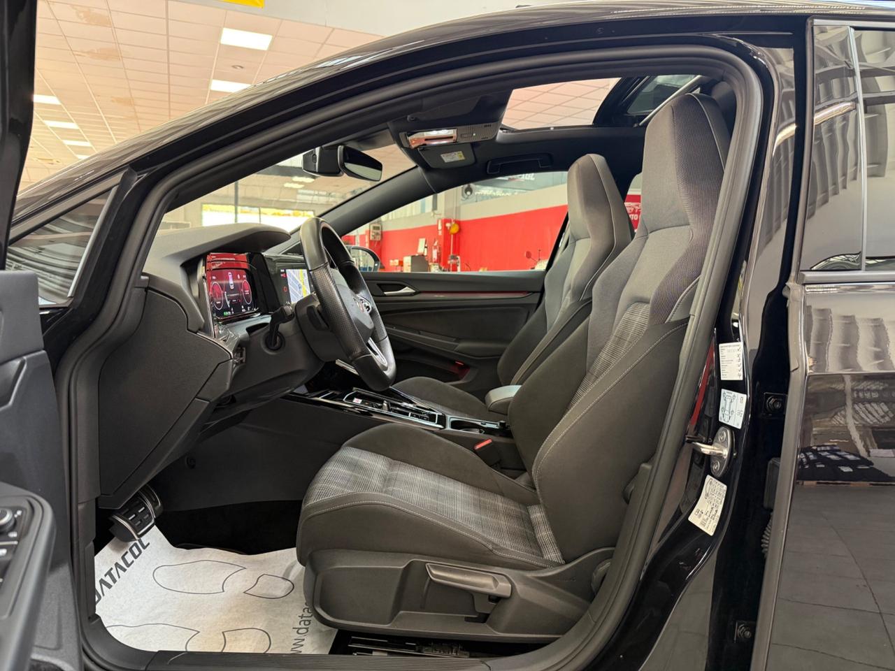 Volkswagen Golf 2.0 TDI GTD DSG