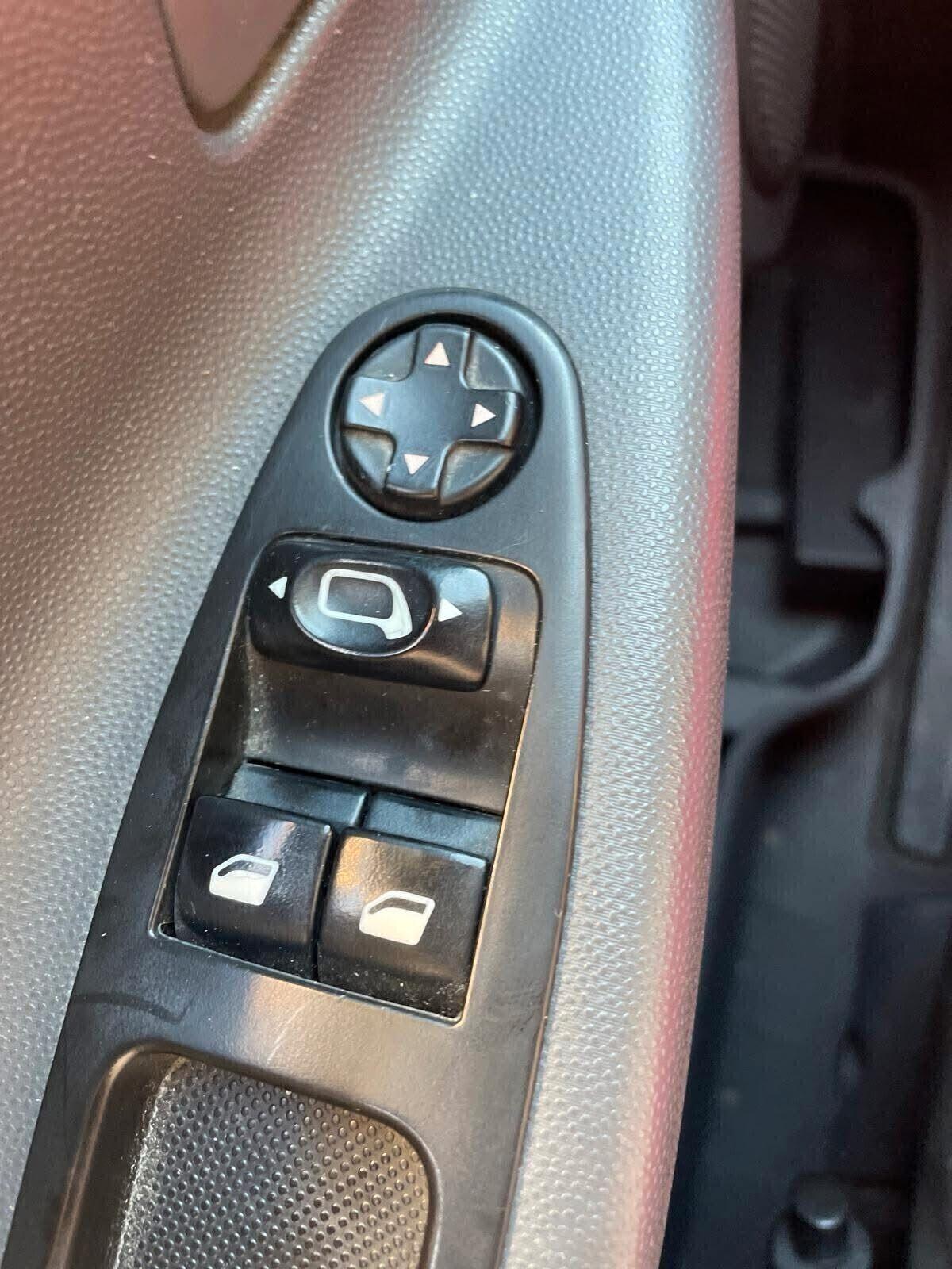 Peugeot Expert 2.0 HDi 125CV FAP PL-TA 12Q Furgone frigo coibentato