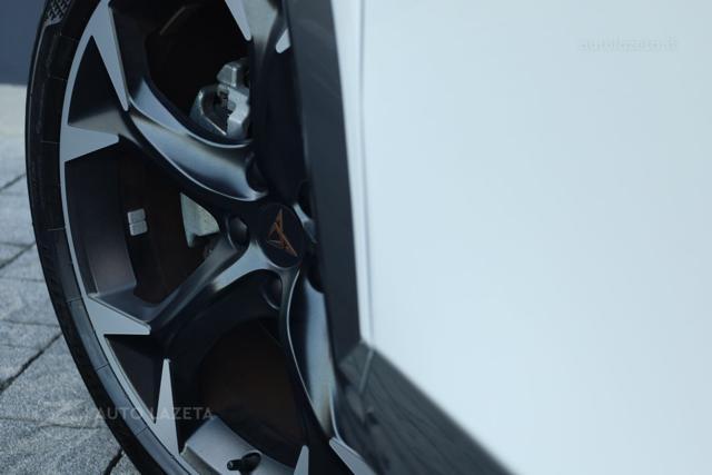 CUPRA Formentor 1.4 e-Hybrid DSG