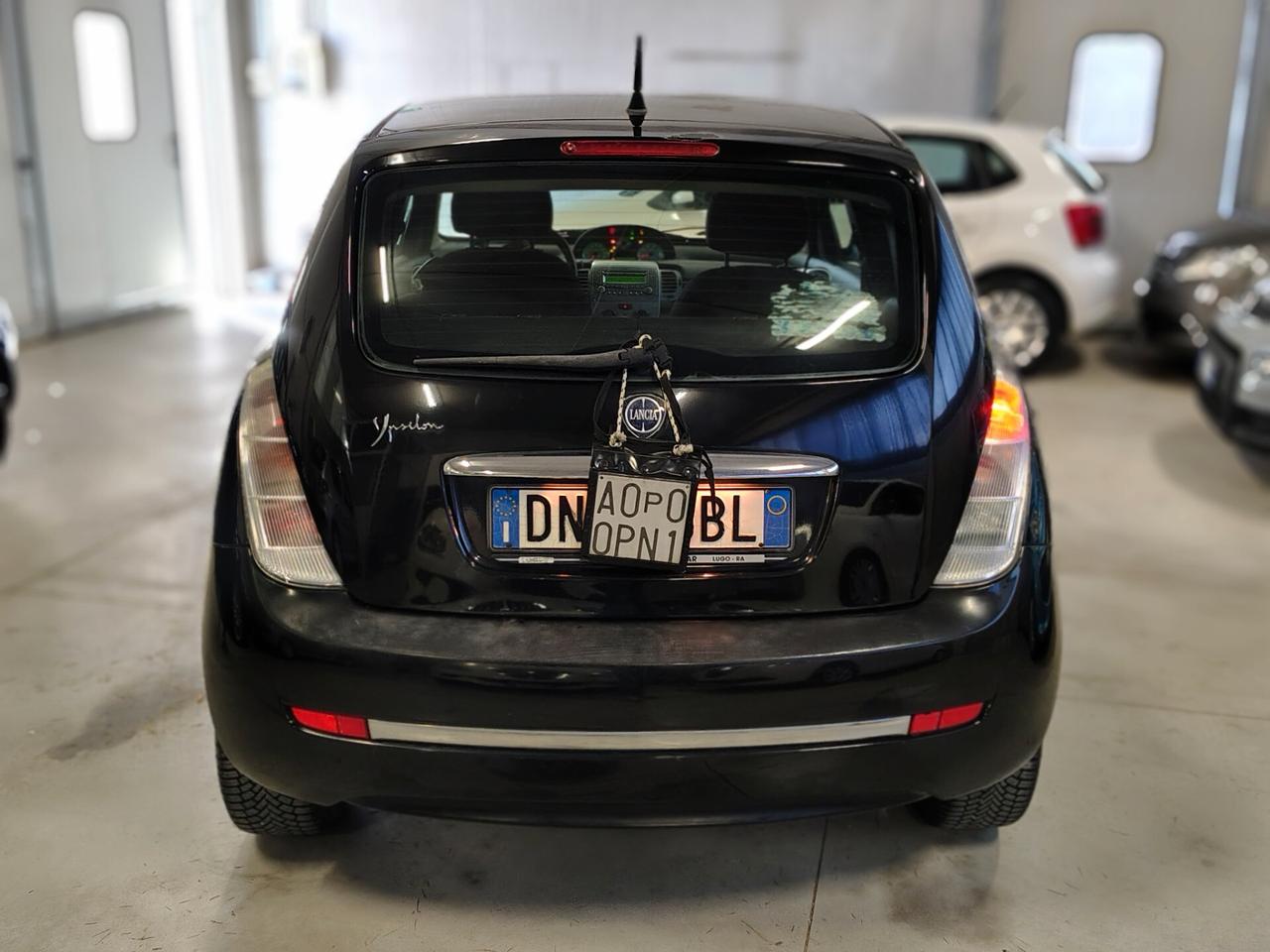 Lancia Ypsilon 1.2 Modamilano
