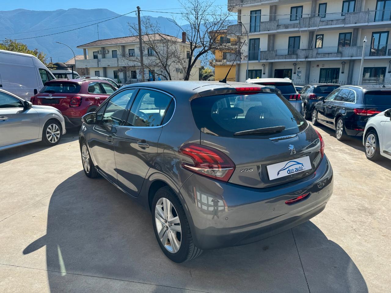 Peugeut 208 Allure 5 porte Benzina