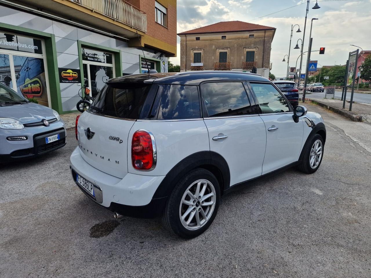 MINI COOPER COUNTRYMAN 1.6 DIESEL 112CV NAV-2016