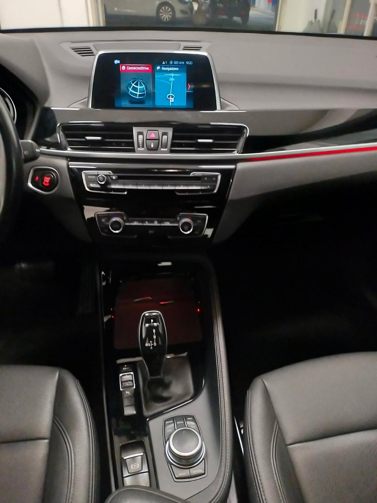 Bmw X1 sDrive18d xLine