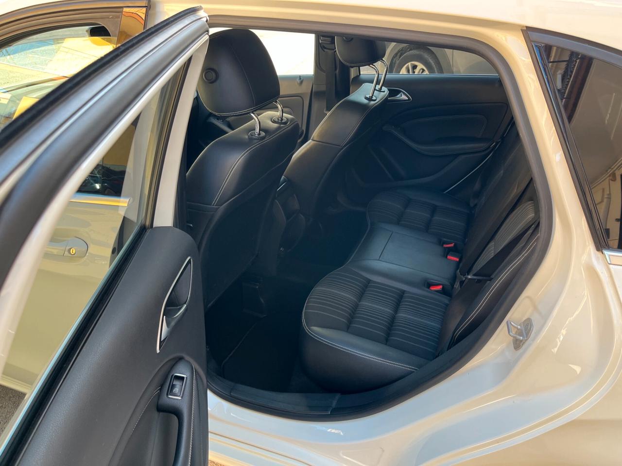 Mercedes-benz B 200 CDI Premium