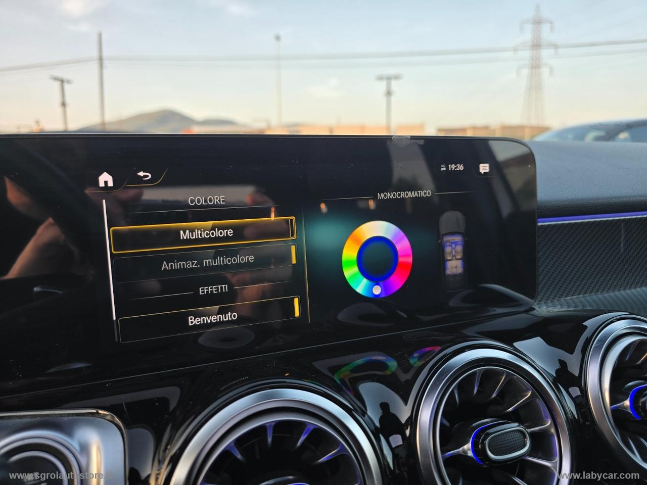 MERCEDES-BENZ GLB 200 d Automatic Premium TETTUCCIO