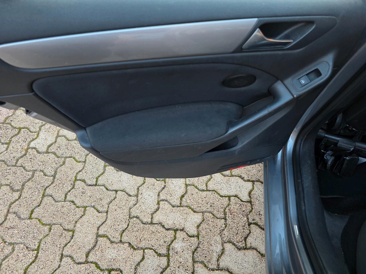 Volkswagen Golf 2.0 TDI 110CV DPF 5p. Highline