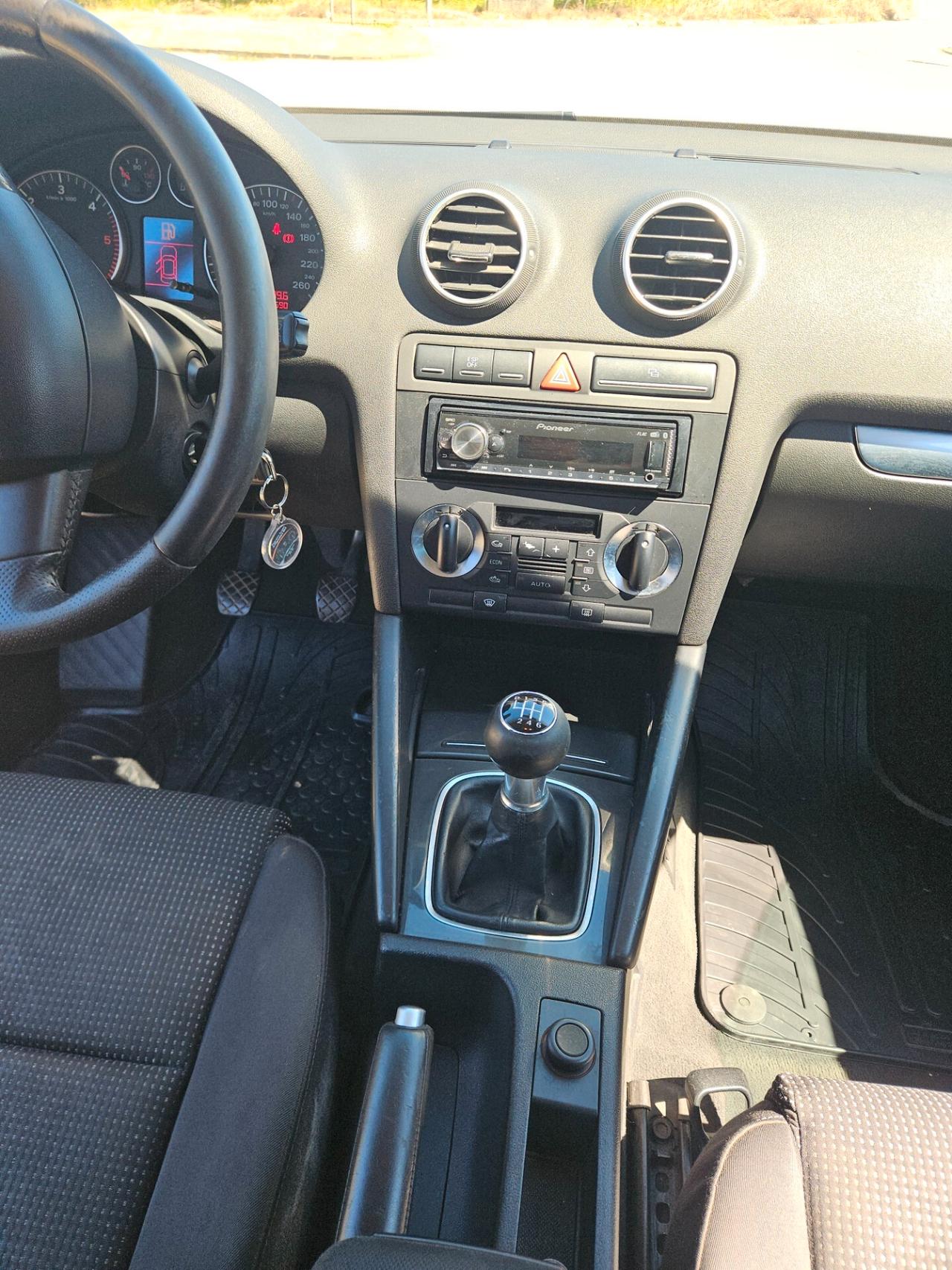 Audi A3 2.0 16V TDI Ambiente manuale